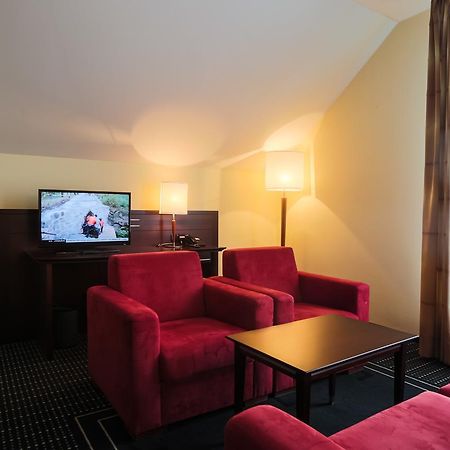 U Zvonu Hotel Plzen Exterior photo
