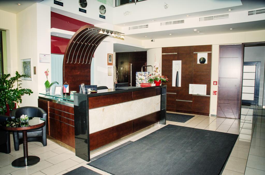 U Zvonu Hotel Plzen Exterior photo